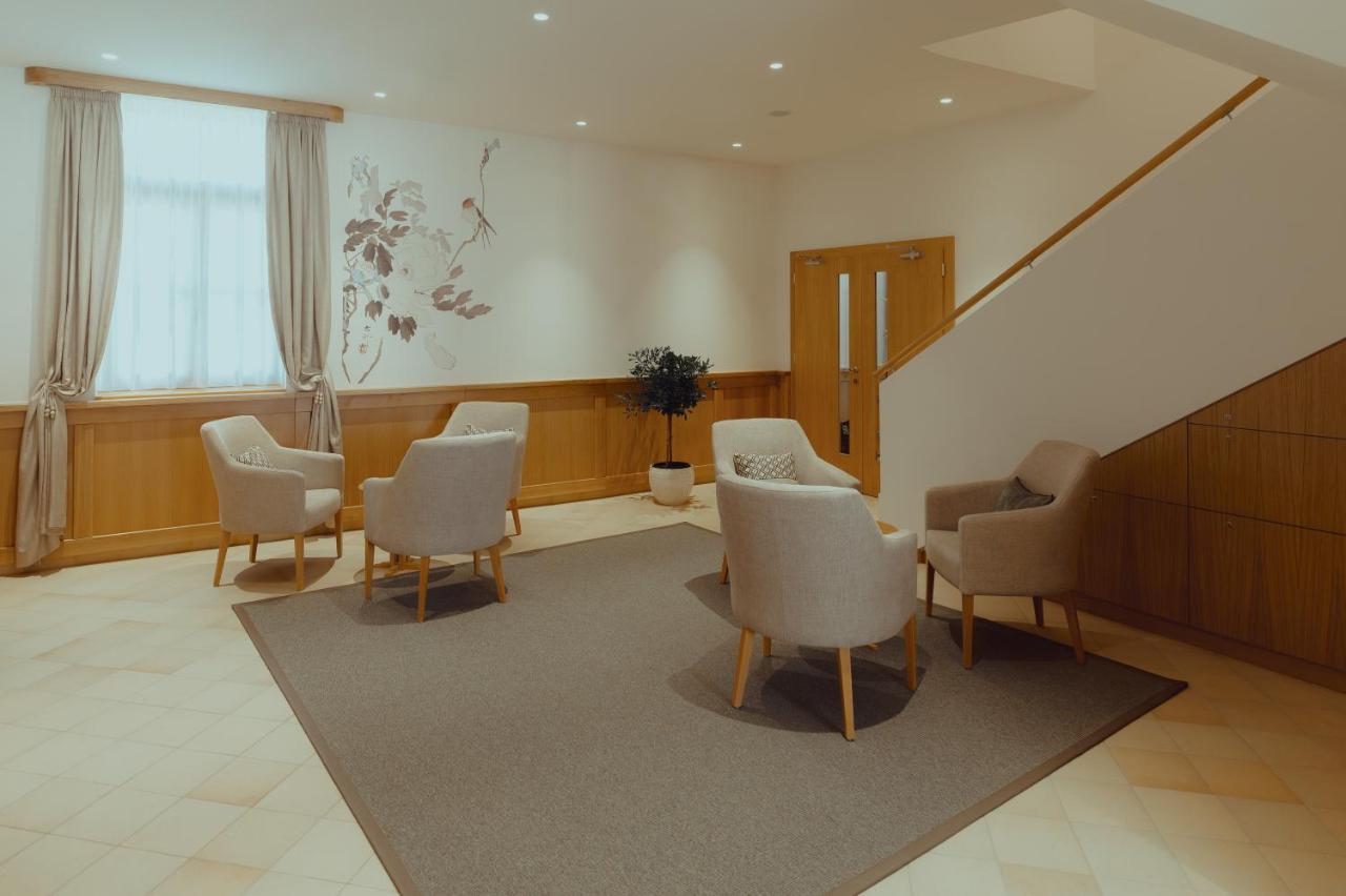 Brigaderos Hotel Brigadir Borsi 外观 照片